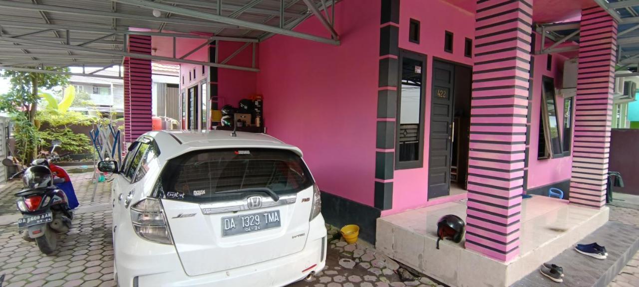 Spot On 92466 Adam Kost Syariahnearwisata Jembatan Barito Hotell Banjarmasin  Exteriör bild