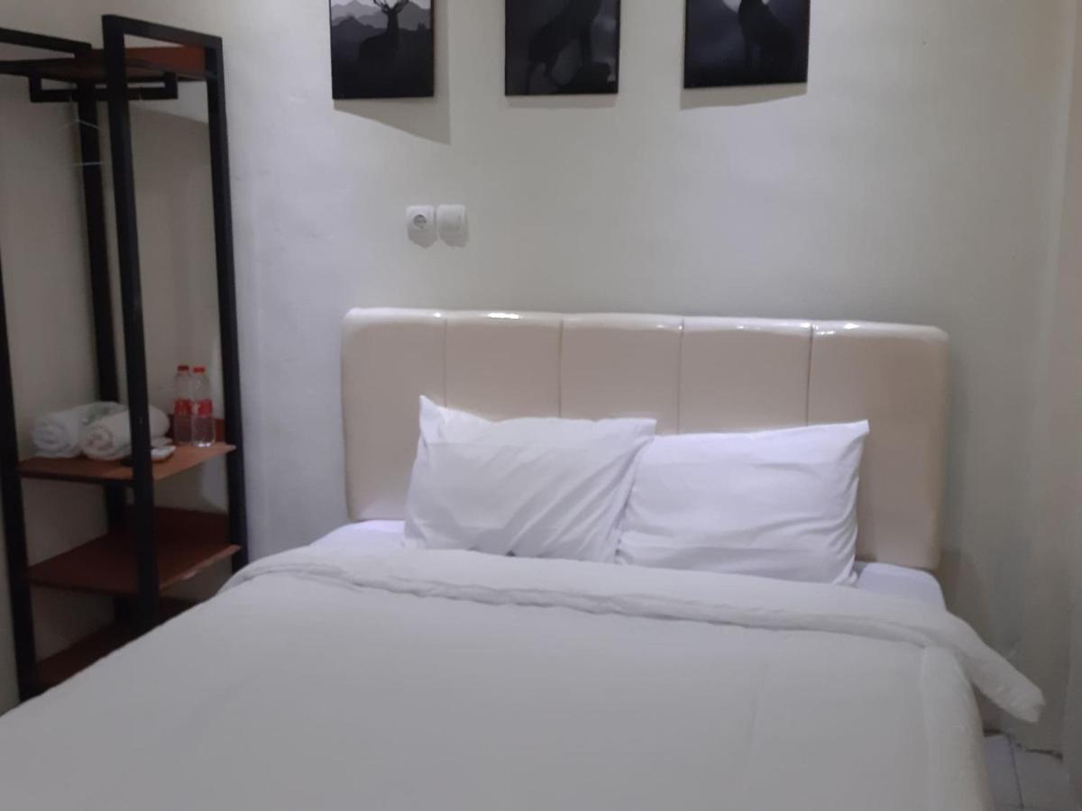 Spot On 92466 Adam Kost Syariahnearwisata Jembatan Barito Hotell Banjarmasin  Exteriör bild