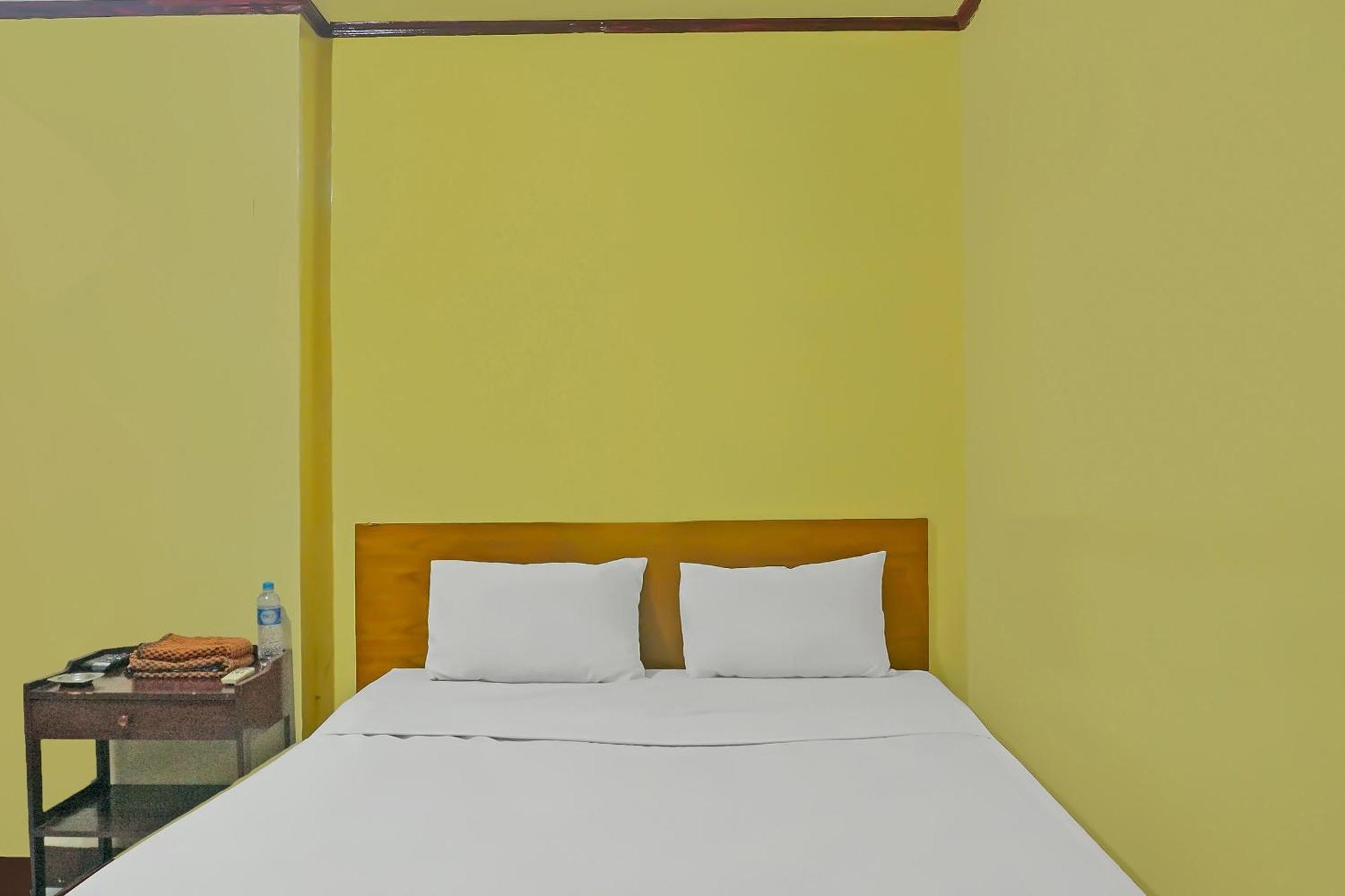 Spot On 92466 Adam Kost Syariahnearwisata Jembatan Barito Hotell Banjarmasin  Exteriör bild