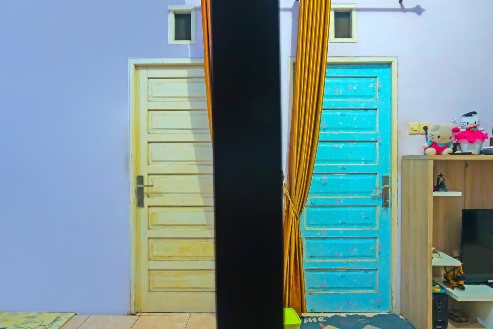 Spot On 92466 Adam Kost Syariahnearwisata Jembatan Barito Hotell Banjarmasin  Exteriör bild