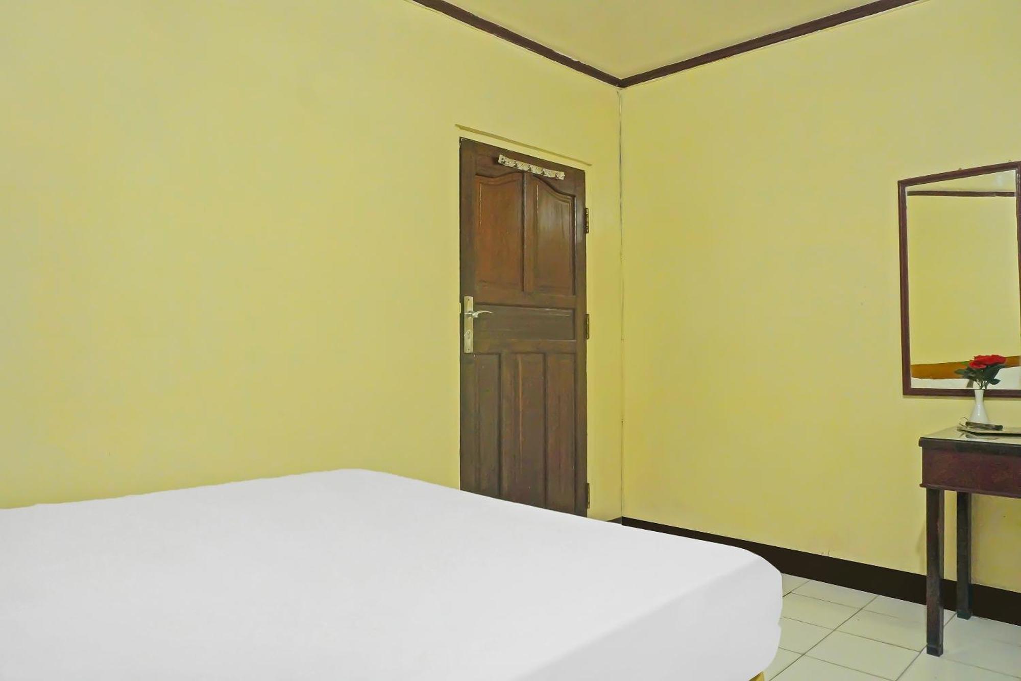 Spot On 92466 Adam Kost Syariahnearwisata Jembatan Barito Hotell Banjarmasin  Exteriör bild